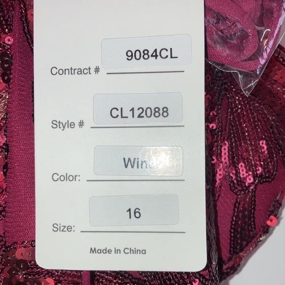 PROM DRESS - Picture 6 of 7